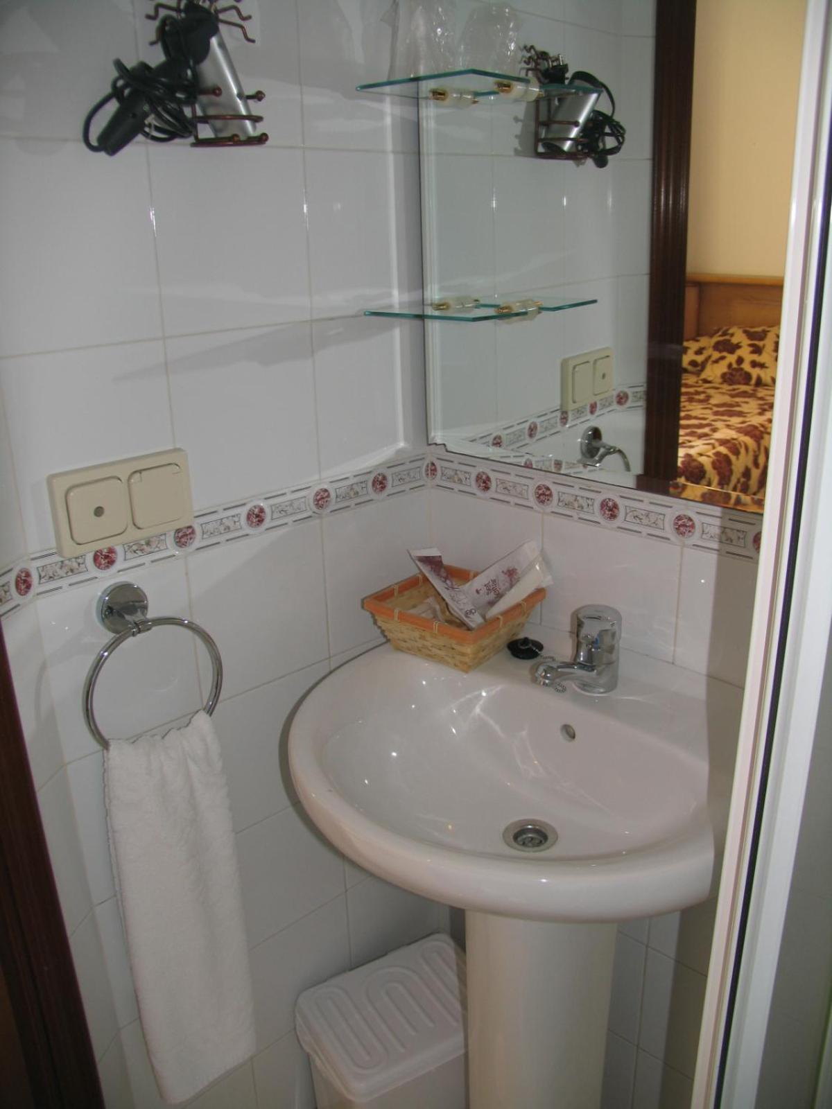 Hostal Noli Чиклана-де-ла-Фронтера Номер фото